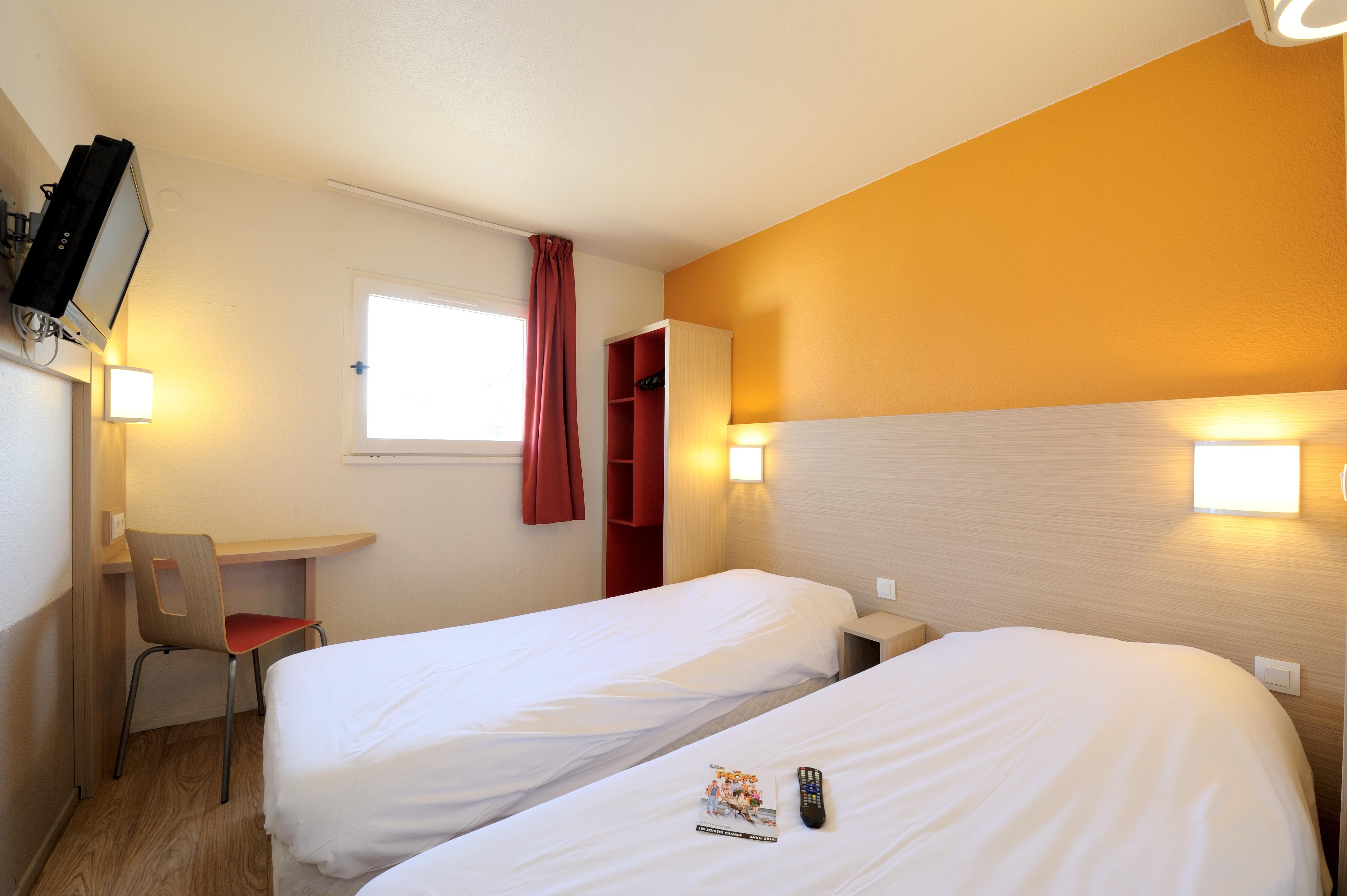 Hotel Kennedy Parc Des Expositions Ταρμπ Εξωτερικό φωτογραφία