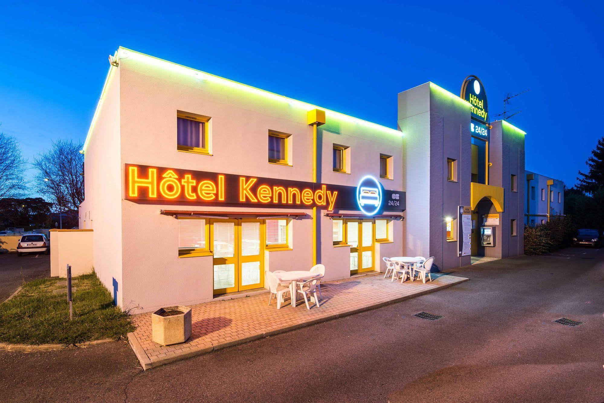 Hotel Kennedy Parc Des Expositions Ταρμπ Εξωτερικό φωτογραφία