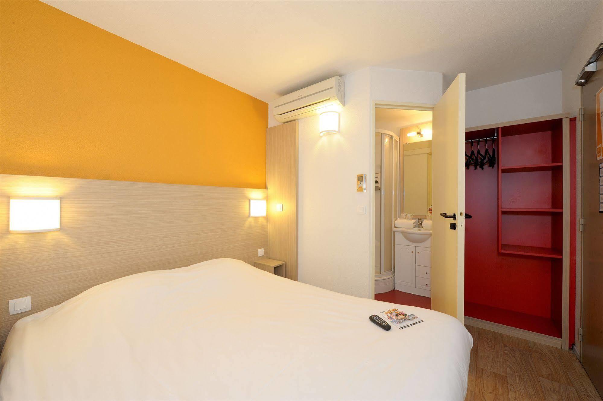 Hotel Kennedy Parc Des Expositions Ταρμπ Εξωτερικό φωτογραφία