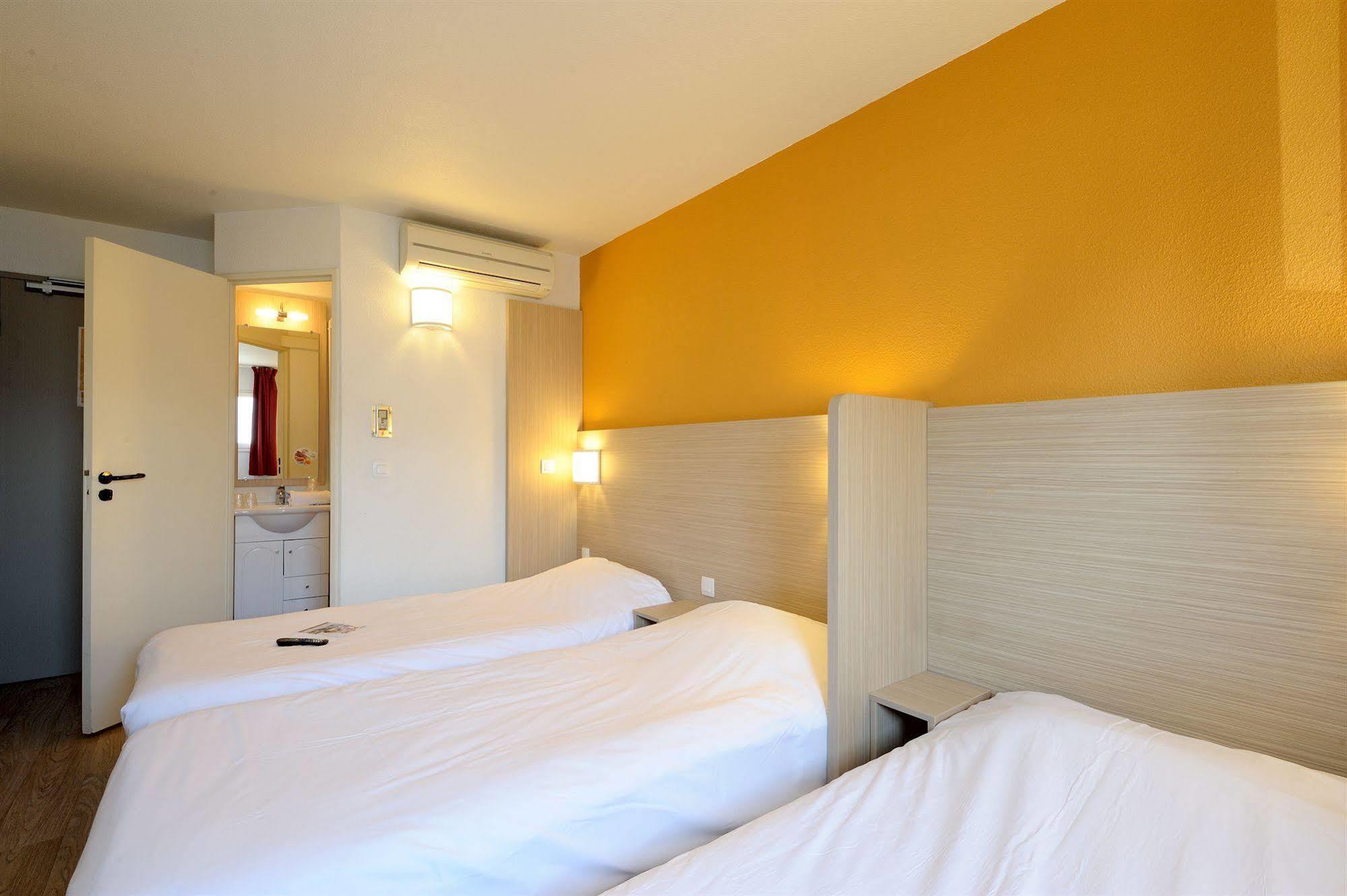 Hotel Kennedy Parc Des Expositions Ταρμπ Εξωτερικό φωτογραφία