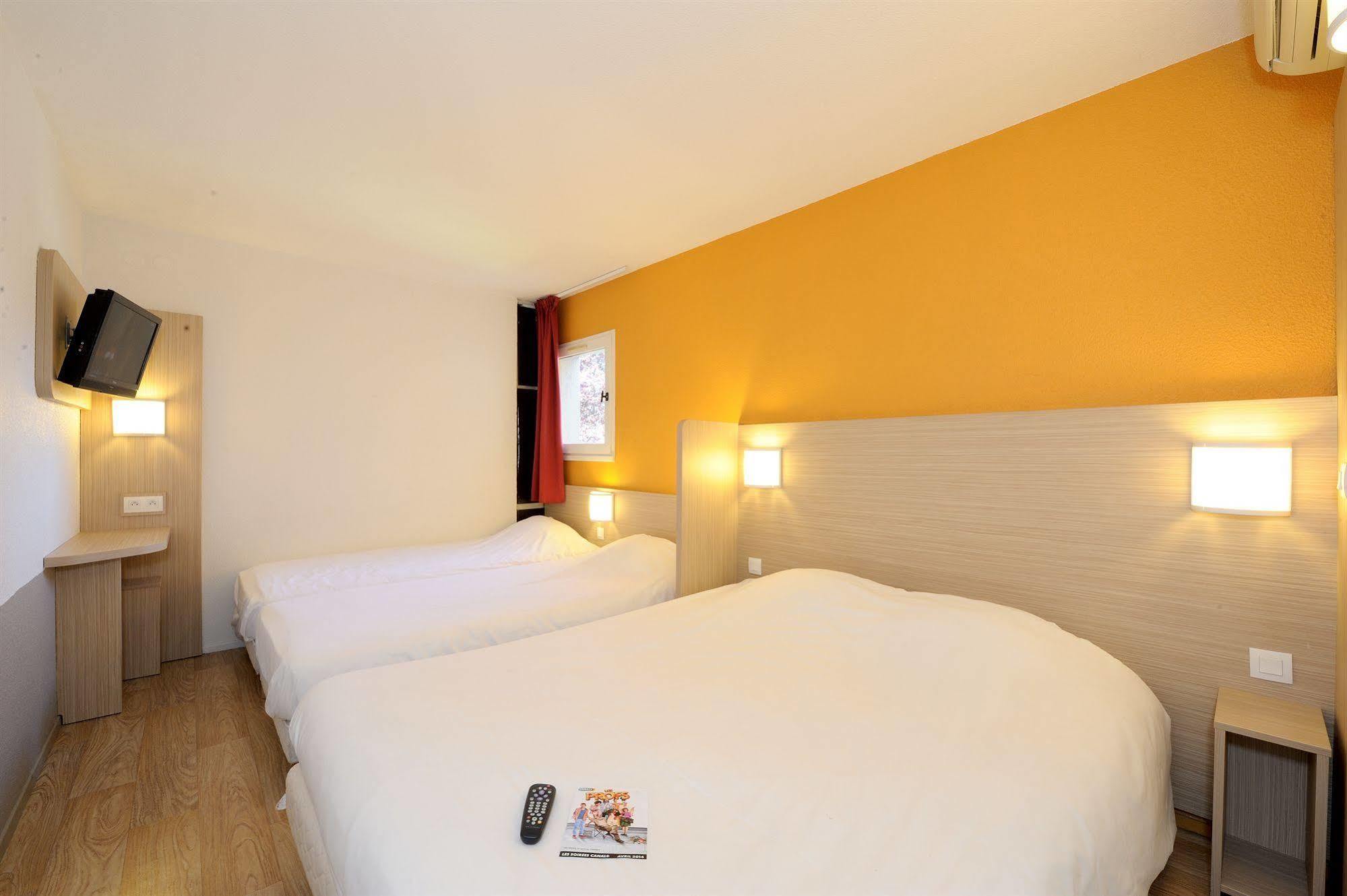 Hotel Kennedy Parc Des Expositions Ταρμπ Εξωτερικό φωτογραφία